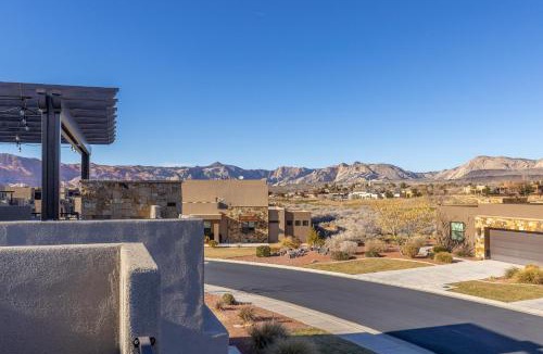 St. George House | Ledges Oasis