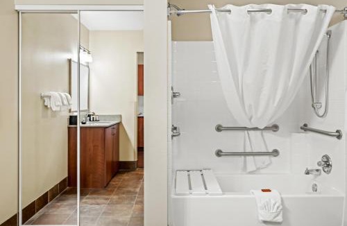 Elko Hotel | Ledgestone Suites Hotel Elko