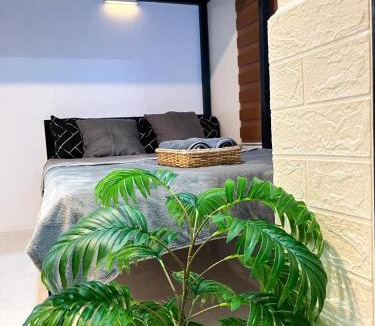 Digos City Hostel | Lee's Transient Unit 2