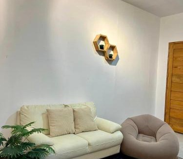 Digos City Hostel | Lee's Transient Unit 4