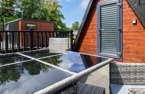 Hoddesdon Resort | Lee Valley
