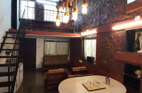 Panchgani Villa | Leela Villa - Ancient Redstone Escape