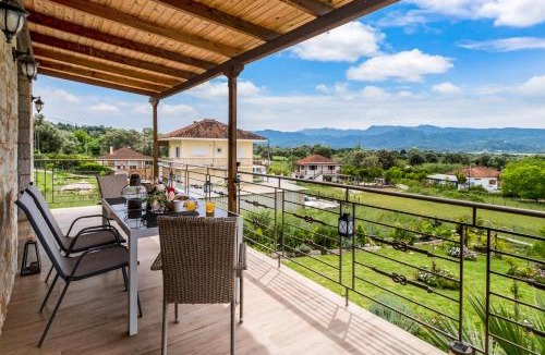 Spanokhorion House | Lefkada view villa Vasiliki 1