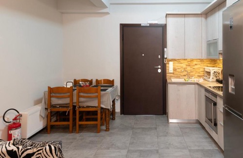Peristeri Apartment | Lefko apartment