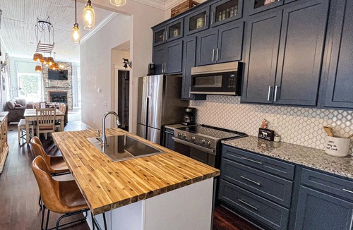 Park Falls House | Legen-dairy Hideaway, Comfortably Convenient
