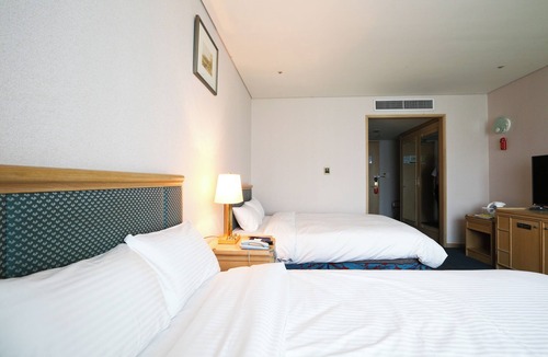 Bongmyeong-dong Hotel | Legend Hotel