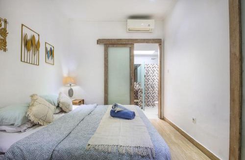 North Legian Villa | Legian Beach Villa - 3-room open villa, private pool, near the beach, Netflix