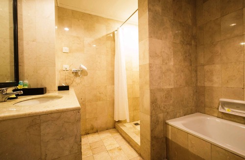 Legian City-Centre Resort | Legian Paradiso Hotel