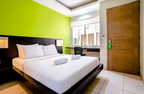 Bendungan Hilir Hotel | LeGreen Suite Pejompongan