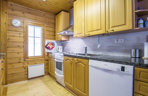 Tormanmaki House | Lehtotuvat e by Interhome