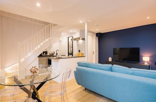 Soho Apartment | Leicester Square 3rd Floor Studio