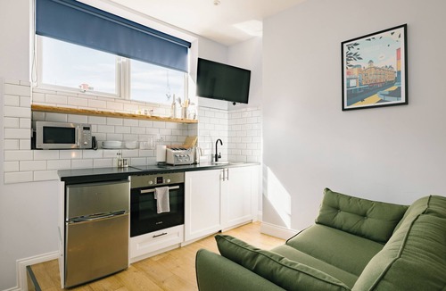 Soho Apartment | Leicester Square 3rd Floor Studio