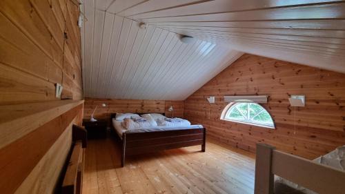 Ullensvang Apartment | Leilighet v Hardangerfjorden