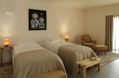 Brufe Villa | Leiras do Tempo - Adults Nature Retreat - Tomadinha 2 Cottage - Gerês National Park