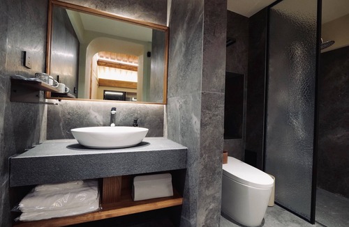 Caicun Hotel | Leisure Courtyard Seascape Designer Hotel-Free one-way airport transport for check in three consecutive nights
