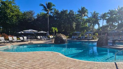 Naples Apartment | Lely Resort Naples Golf Villa, Free Golf, Heated Pool, Pickleball & Tennis