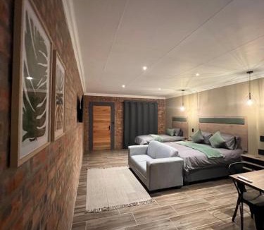 Aliwal North House | Lemon Tree Guest House