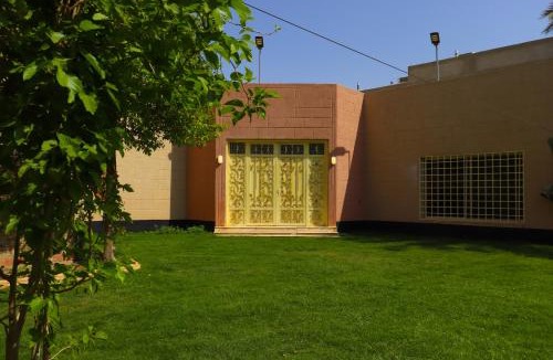 Riyadh Ski Chalet | Lemon Tree Guest House