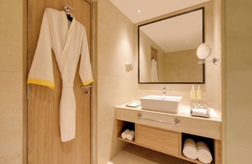 Bhubaneshwar Hotel | Lemon Tree Hotel Bhubaneswar