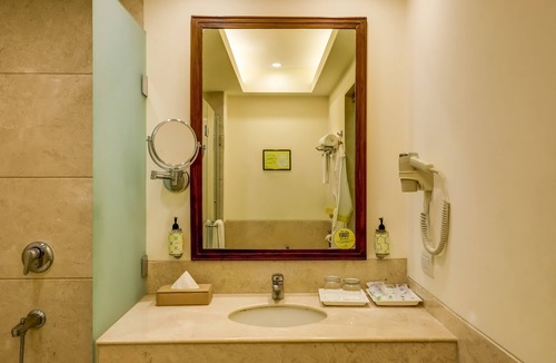 Electronics City Hotel | Lemon Tree Hotel, Electronics City - Bengaluru