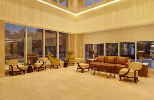 Jhansi Hotel | Lemon Tree Hotel Jhansi