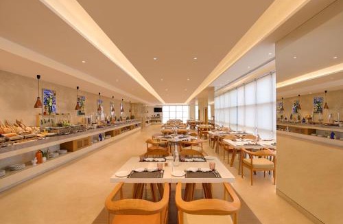 Gurugram Hotel | Lemon Tree Suites, Gurugram