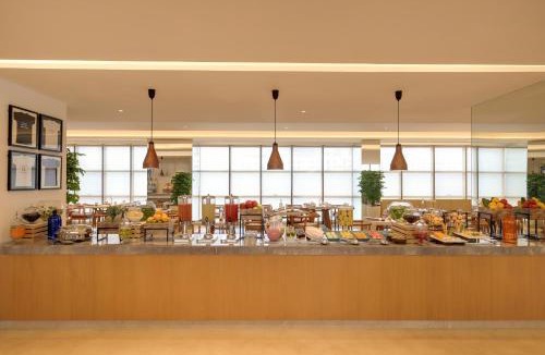 Gurugram Hotel | Lemon Tree Suites, Gurugram