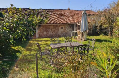 Les Essards House | Lemoniegites