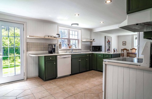 Greater Napanee House | Lenny Ranch - 7 Acres + Waterfront