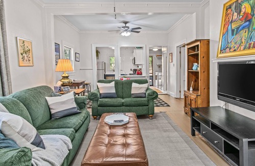 Athens Cottage | Lenoir Cottage