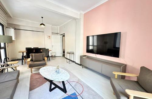 Galata Apartment | Leo Suite