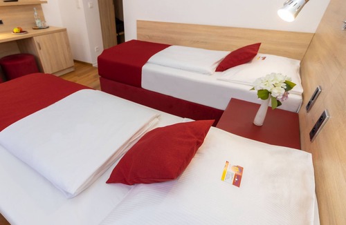 Ulm Hotel | LeoMar Hotel