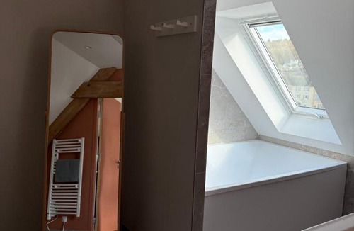 Landerneau Apartment | Leonard
