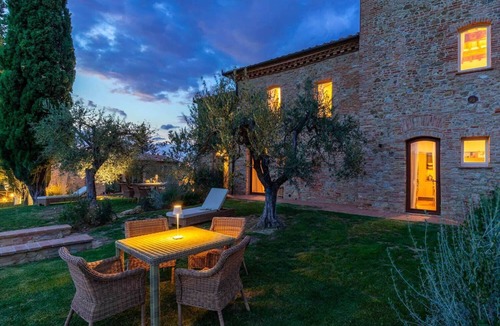 San Gimignano Apartment | Leonardo Suite