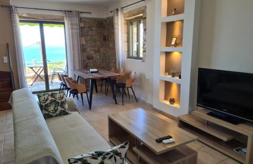 Lefktron Villa | Leopolis Villas