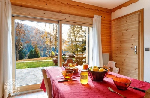 Notre-Dame-de-Bellecombe House | LES BARONY - LE BOUZA