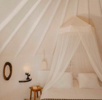 Saintes-Maries-de-la-Mer Hotel | Les Bains Gardians