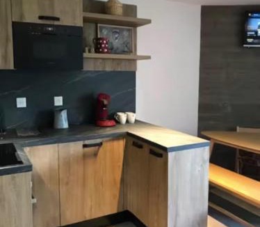 Saint-Nicolas-de-Veroce Apartment | Les Balcons de lAiguille - 2-bedroom apartment