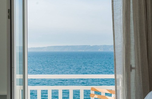 Le Pharo Hotel | Les Bords de Mer - Fontenille Collection