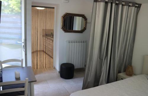 Saignon House | Les BRUNS