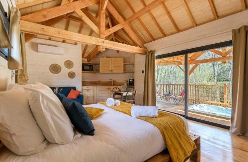 Satillieu Cabin | Les Cabanes Suspendues