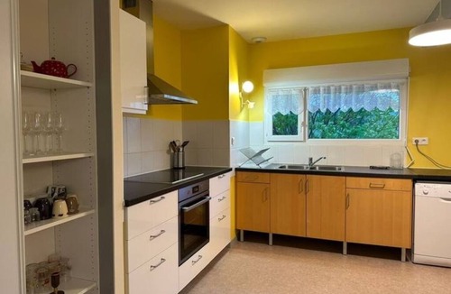 Chilly-le-Vignoble Apartment | Les Carnets de Voyages, a comfortable artists' residency!