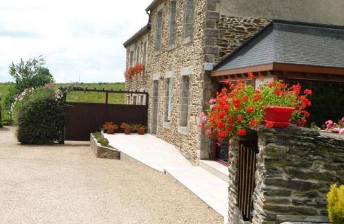 Saint-Thelo House | Les cerisiers