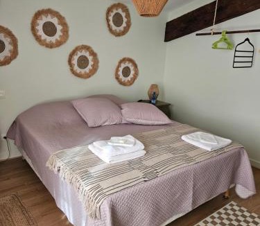 Peyrins House | LES CHAISES LONGUES