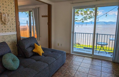 Cap-Saint-Ignace Ski Chalet | Les Chalets Bleus - Traditional chalet by the river banks - Cottage 9