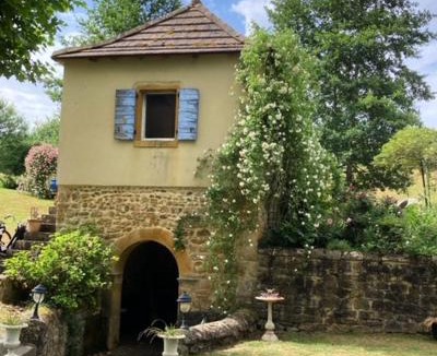 Sarcey Bed & Breakfast | Les CHAMBRES des EAUX