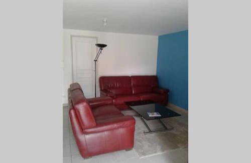 Cernoy-en-Berry Apartment | LES CHAMPS
