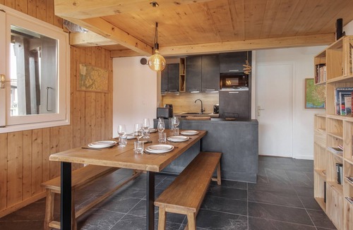 Sallanches Apartment | Les Chaumes - T3 moderne piscine