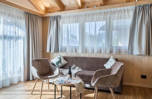 San Vigilio Apartment | Les Ciases Chalets Dolomites Apt 4