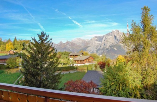 Saint-Pierre-de-Clages Apartment | Les Cimes Blanches B 401 by Interhome